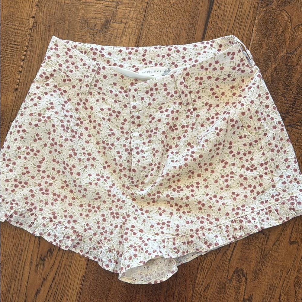 Altar'd State High Waist Shorts White and Pink